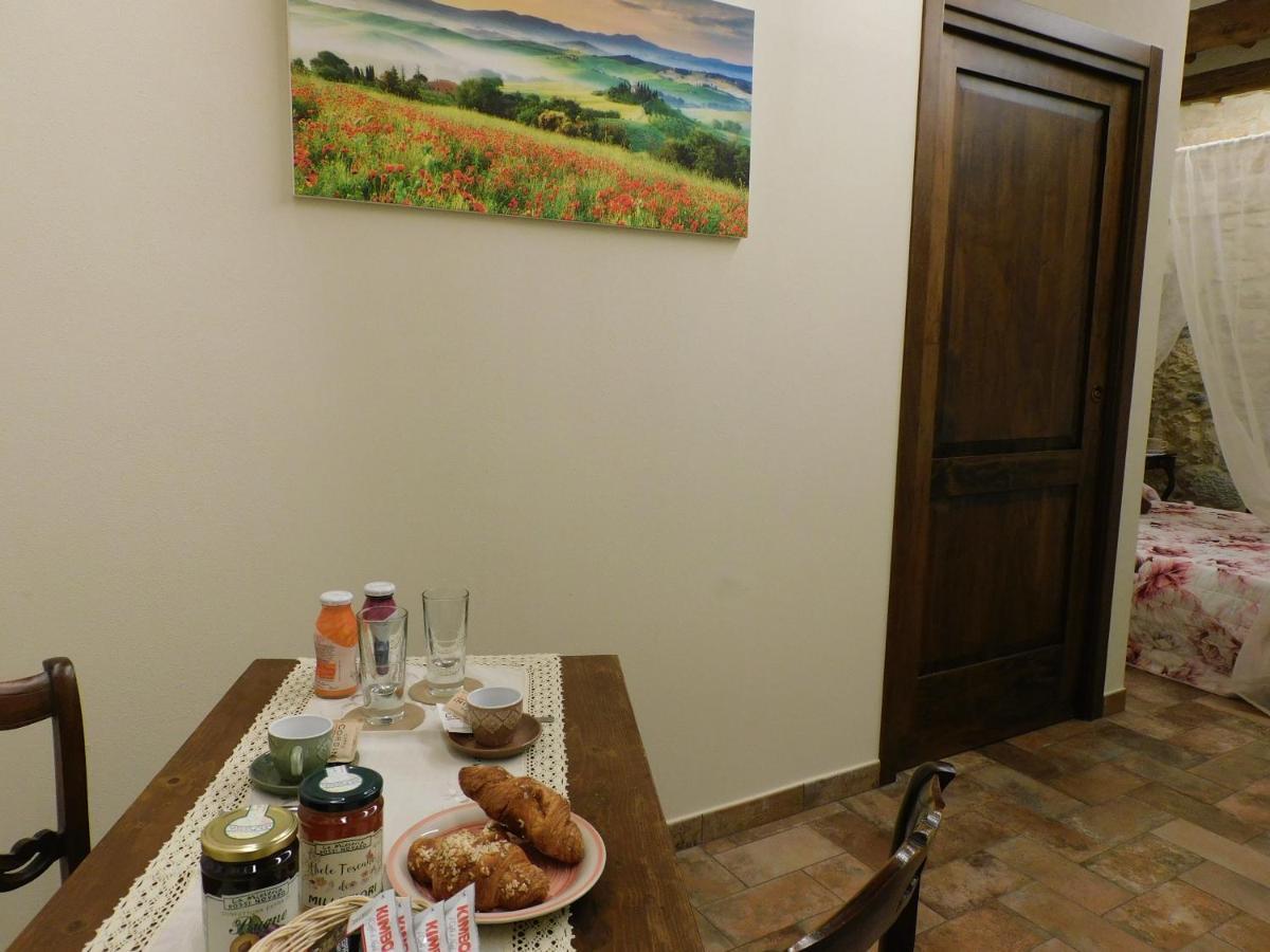ホテル Sognare Nel Castello モンテリッジョーニ エクステリア 写真