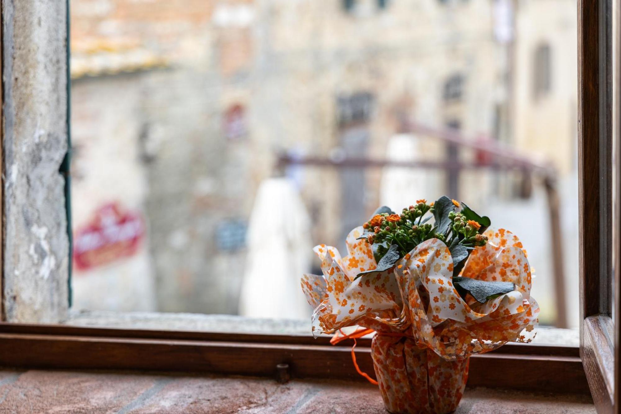 ホテル Sognare Nel Castello モンテリッジョーニ エクステリア 写真